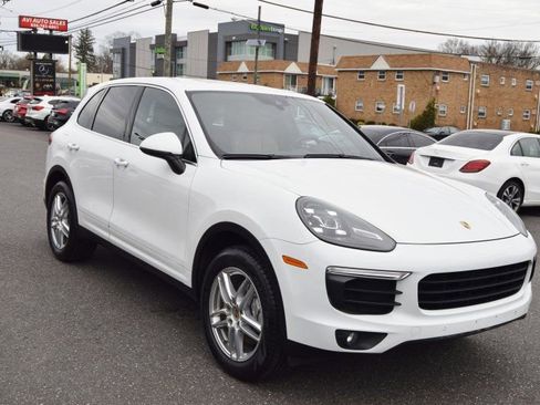 Used 2016 Porsche Cayenne image 10