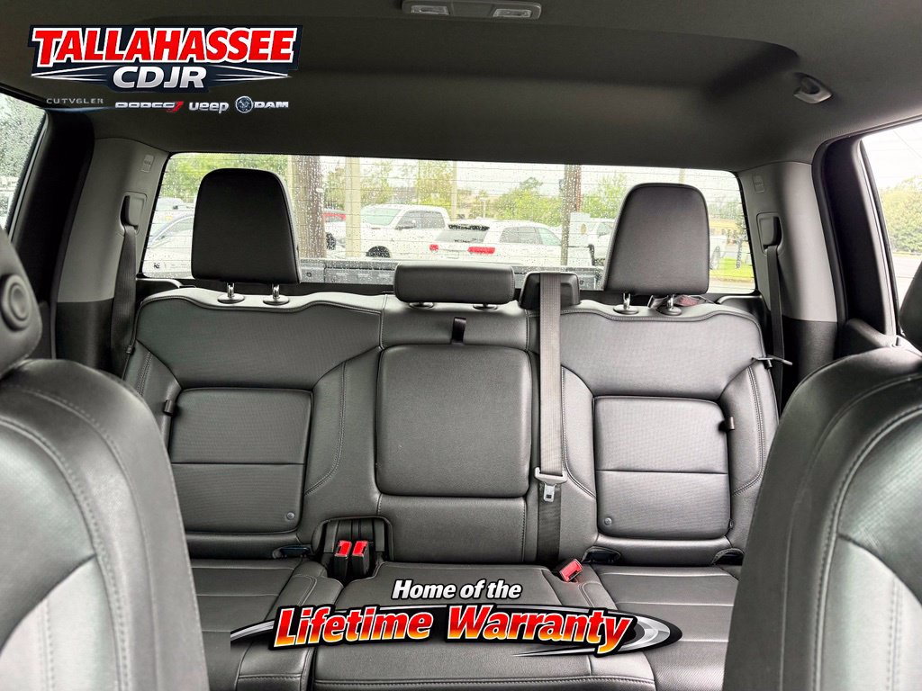 Used 2024 GMC Sierra 1500 SLT AWD/4WD image 42