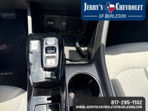 Used 2022 Hyundai Sonata SE FWD image 14