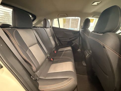 Used 2021 Subaru Crosstrek 2.0i Premium image 17