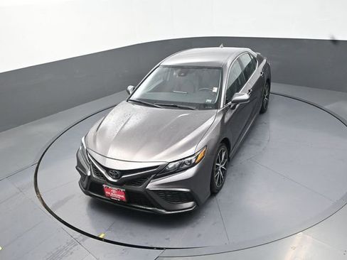 Used 2024 Toyota Camry SE FWD image 27