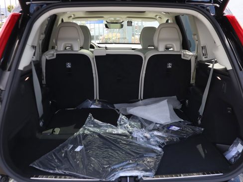 Certified 2024 Volvo XC90 B6 Ultimate image 53