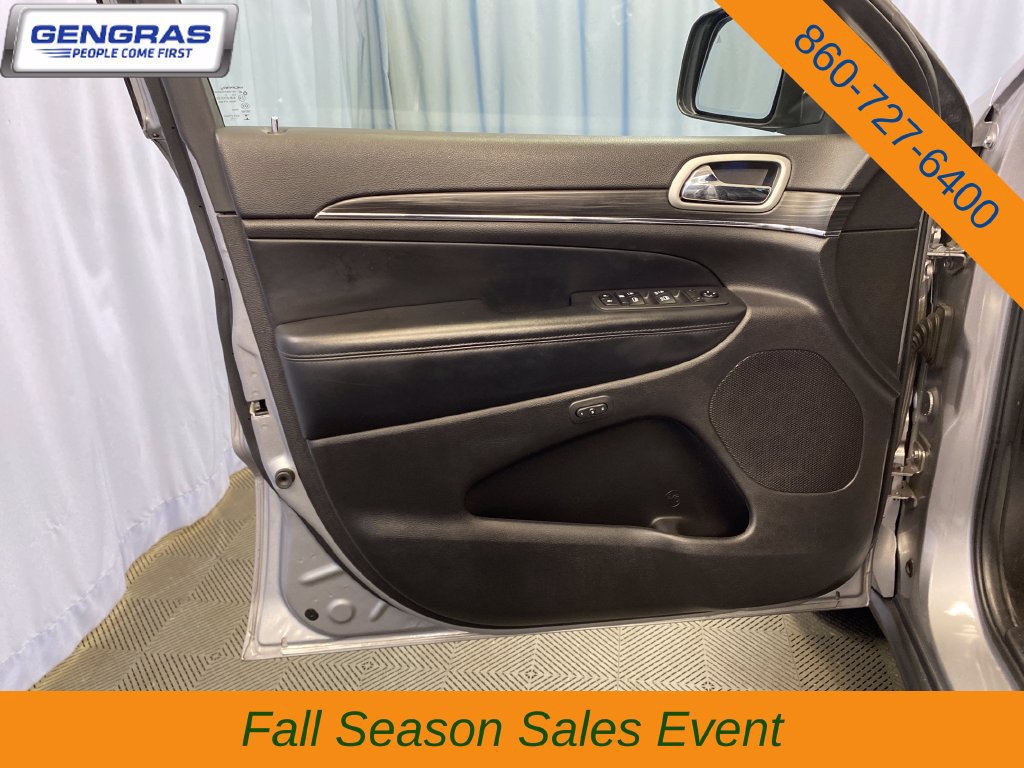 Certified 2021 Jeep Grand Cherokee Limited w/ Premium Lighting Group AWD/4WD image 12