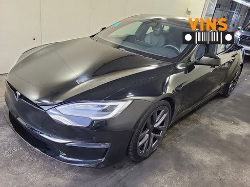 Used 2021 Tesla Model S Plaid image 1