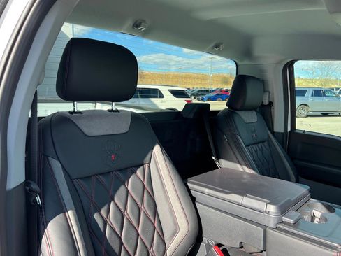 New 2025 Ford F150 XL w/ Equipment Group 103A High image 29