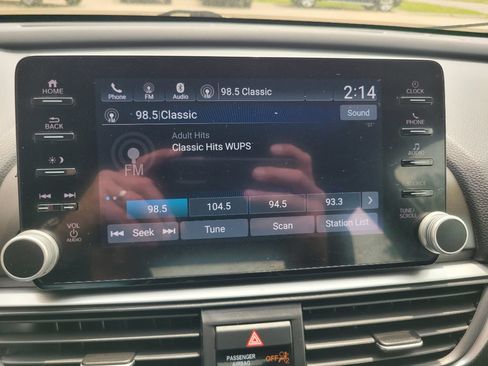 Used 2022 Honda Accord Sport image 29