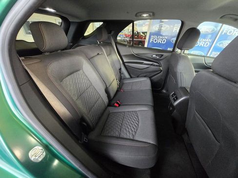 Used 2018 Chevrolet Equinox LT image 24