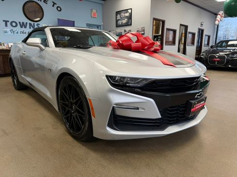 Used 2019 Chevrolet Camaro SS image 20
