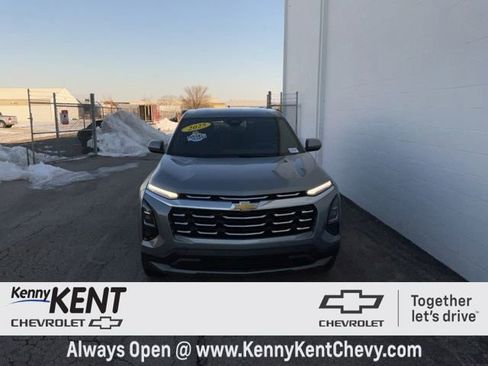 Used 2025 Chevrolet Equinox LT image 5