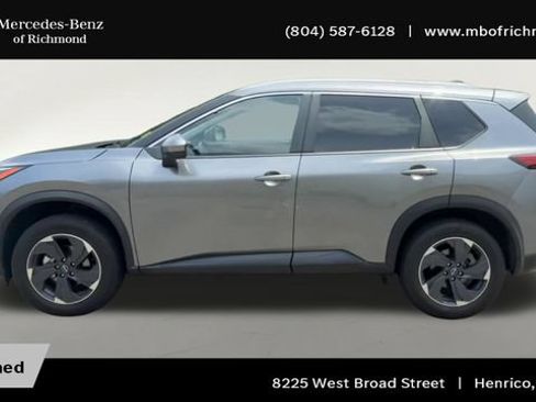 Used 2025 Nissan Rogue SV w/ SV Premium Package AWD/4WD image 7