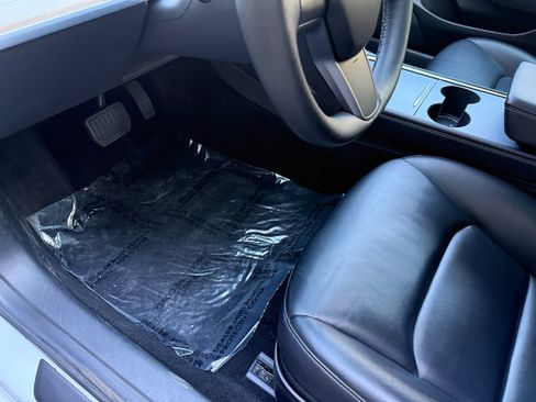 Used 2021 Tesla Model 3 Standard Range Plus image 15