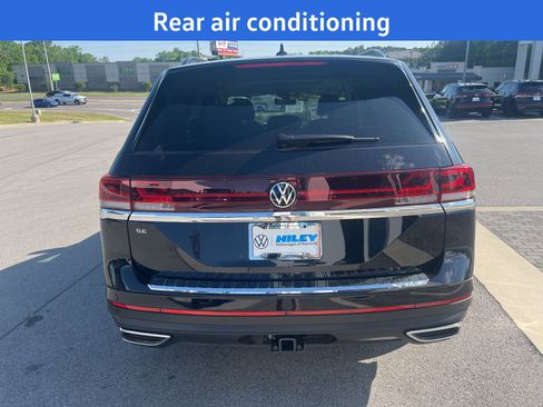 New 2026 Volkswagen Atlas SE FWD image 4