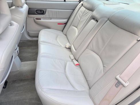 Used 2001 Buick Regal GS w/ Prestige Pkg image 24