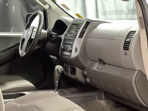Used 2013 Nissan Xterra S RWD image 20