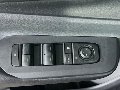 Used 2024 Toyota Prius LE image 15