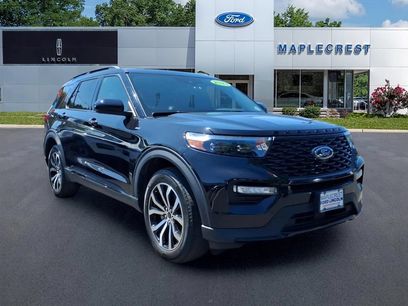 Certified 2023 Ford Explorer ST-Line w/ Class IV Trailer Tow Package