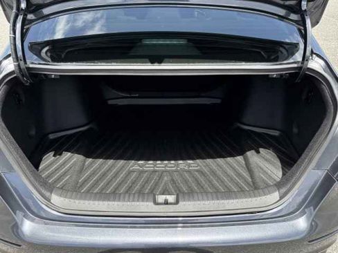 Used 2025 Honda Accord SE image 28