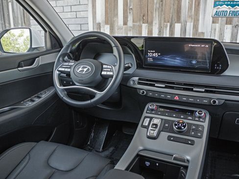 Used 2025 Hyundai Palisade SEL AWD/4WD image 16