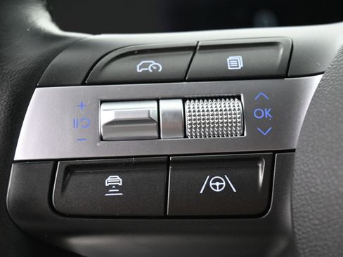 Used 2024 Hyundai Kona SEL w/ Convenience Package image 17