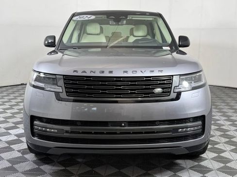 Used 2024 Land Rover Range Rover SE AWD/4WD image 11