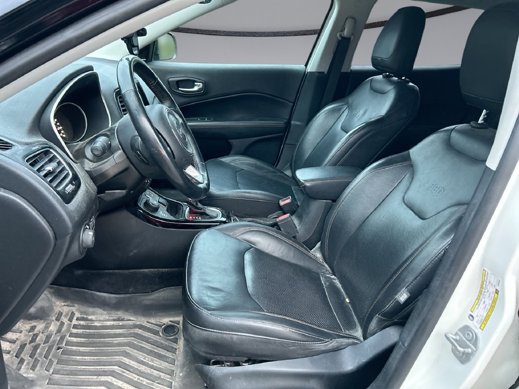 Used 2019 Jeep Compass Limited w/ Safety & Security Group AWD/4WD image 11
