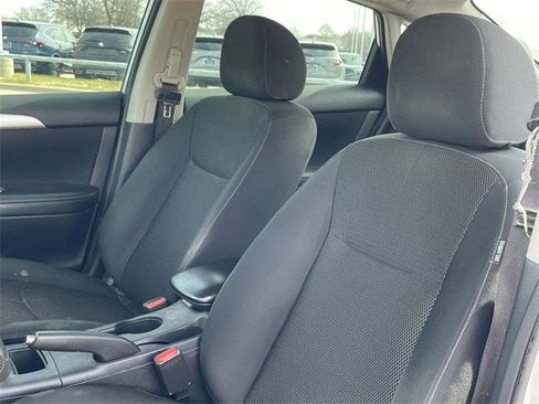 Used 2019 Nissan Sentra S image 22