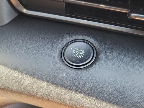 New 2026 Hyundai Elantra SEL Sport FWD image 10