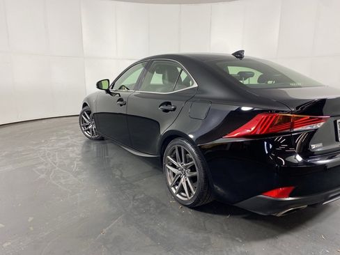 Used 2017 Lexus IS 300 AWD image 8