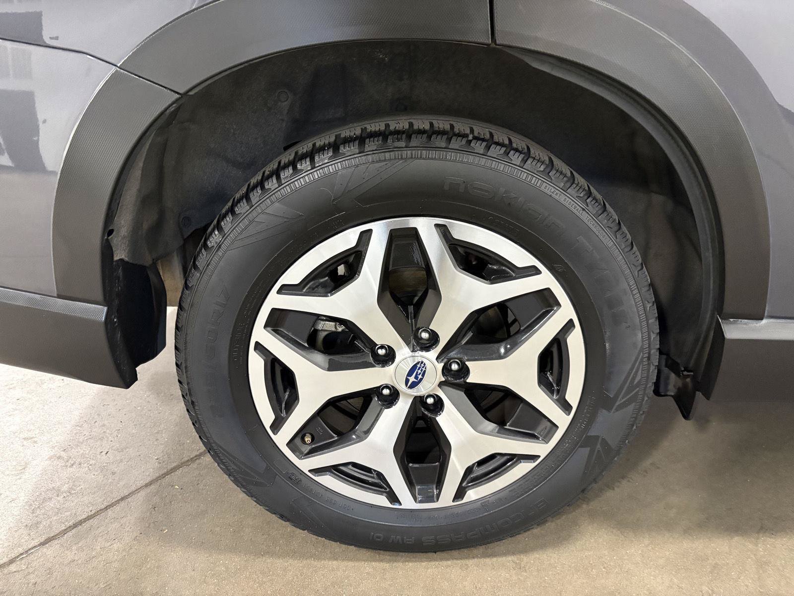 Used 2021 Subaru Forester Premium AWD/4WD image 60