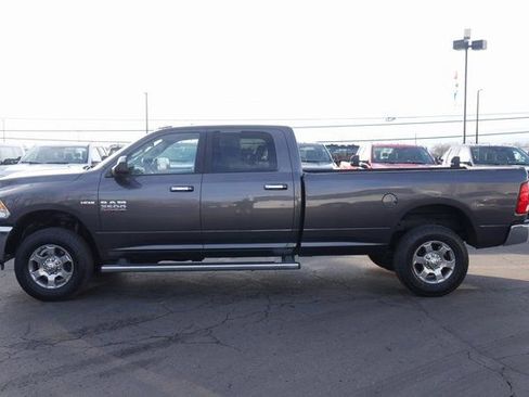 Used 2018 RAM 3500 SLT w/ Luxury Group AWD/4WD image 7
