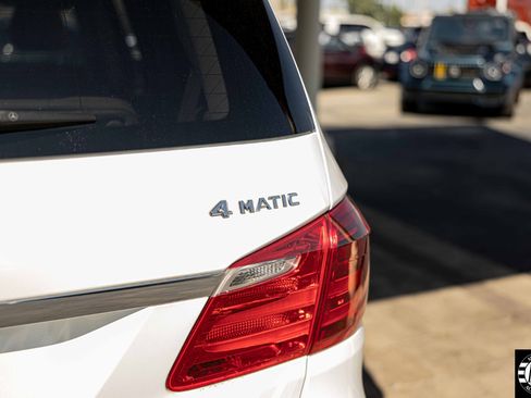 Used 2016 Mercedes-Benz GL 450 4MATIC w/ Premium I Package image 15