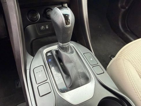 Used 2018 Hyundai Santa Fe Sport w/ 2.4L Value Package 02 image 27