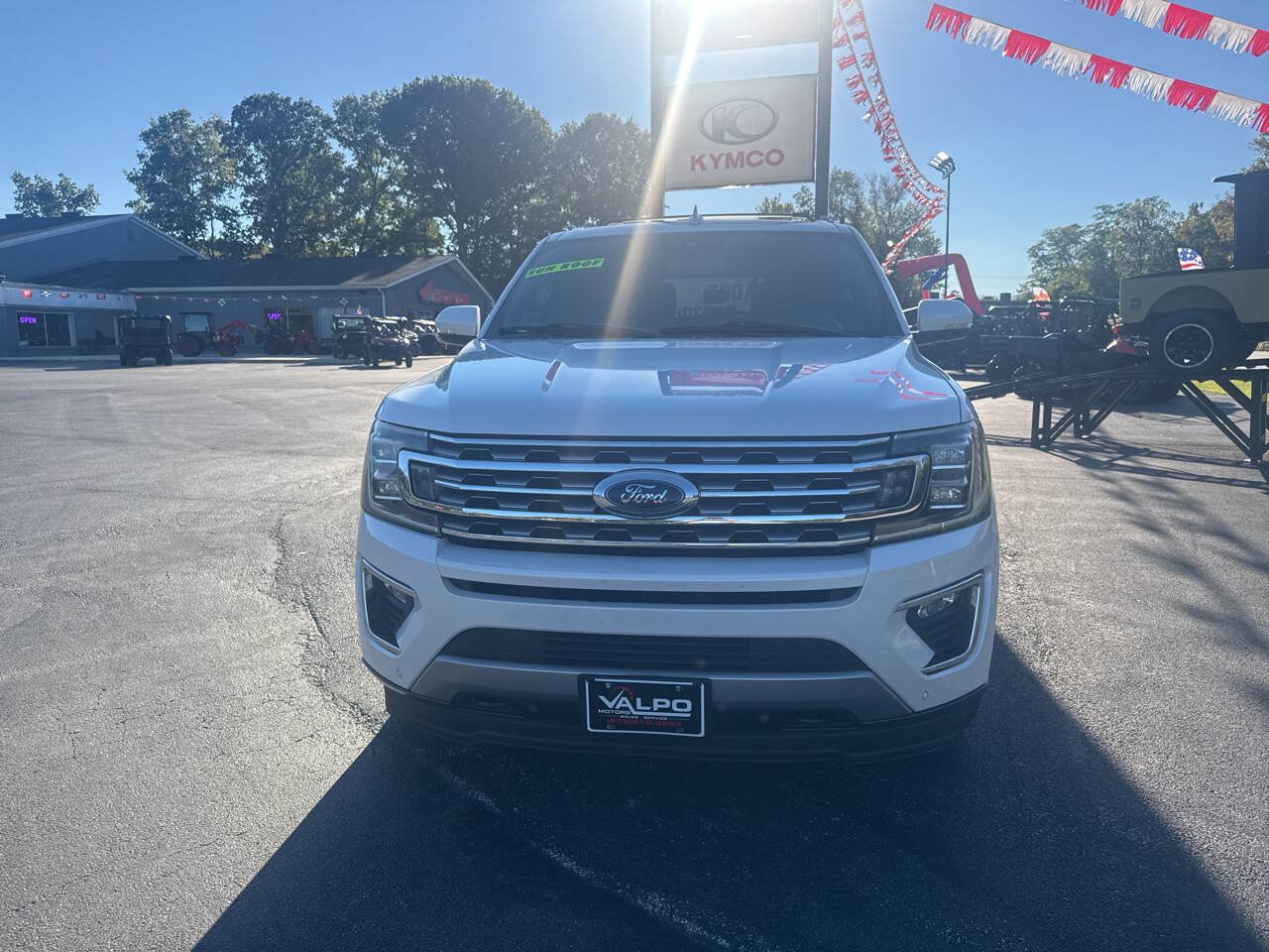 Used 2019 Ford Expedition Max Limited w/ Special Edition Package AWD/4WD image 10