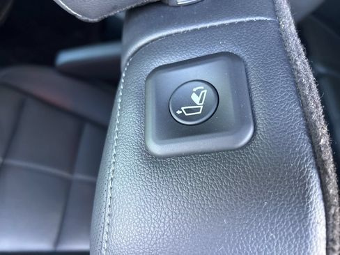 Used 2022 Kia Telluride EX w/ EX Premium Package AWD/4WD image 47