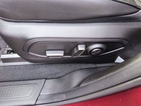 New 2025 Jeep Grand Cherokee Limited w/ Luxury Tech Group II image 12