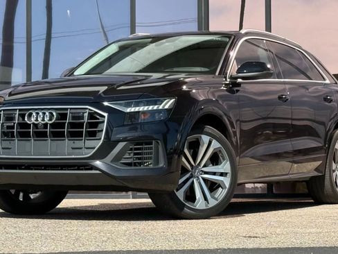Used 2019 Audi Q8 Prestige image 3