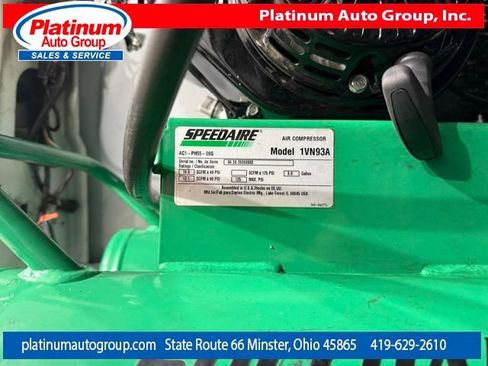 Used 2016 Chevrolet Express 3500 Extended image 30