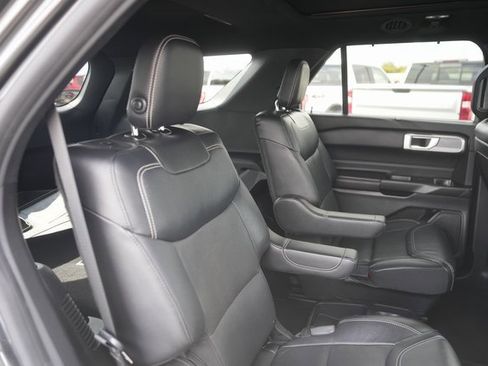 Certified 2020 Ford Explorer ST image 17