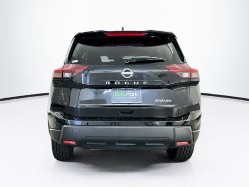 Used 2024 Nissan Rogue SV AWD/4WD image 7
