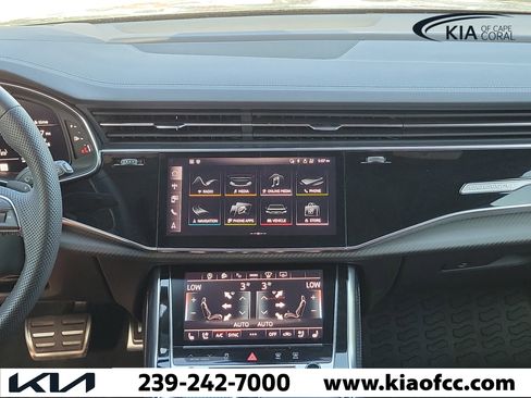 Used 2025 Audi SQ8 Prestige AWD/4WD image 20