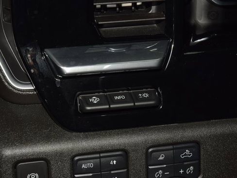 Used 2023 Chevrolet Silverado 1500 High Country w/ High Country Premium Package image 38