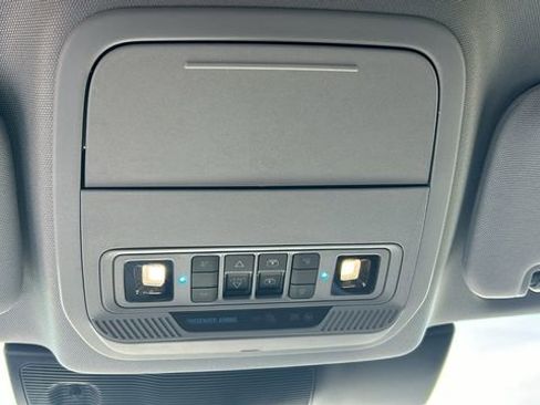 Certified 2024 Ford Explorer XLT w/ Equipment Group 202A image 25