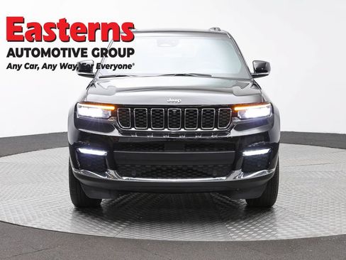 Used 2024 Jeep Grand Cherokee L Limited w/ Luxury Tech Group II AWD/4WD image 2