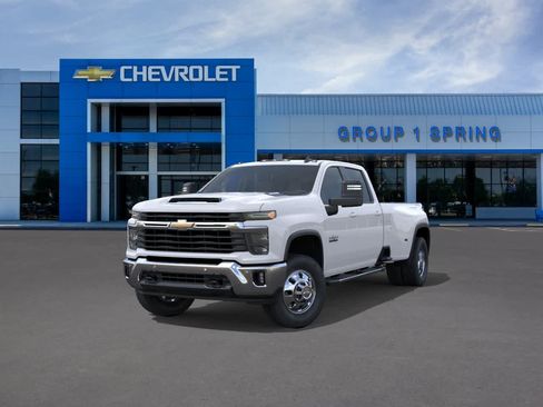 New 2026 Chevrolet Silverado 3500 LT w/ Texas Edition AWD/4WD image 8