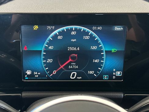 Certified 2021 Mercedes-Benz GLA 250 image 33