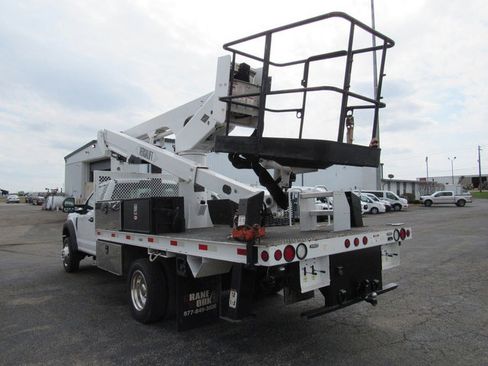 Used 2019 Ford F550 4x4 Regular Cab Super Duty image 5