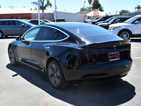 Used 2020 Tesla Model 3 Standard Range RWD image 6