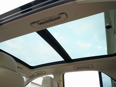 Used 2024 Mercedes-Benz GLE 450 4MATIC image 21