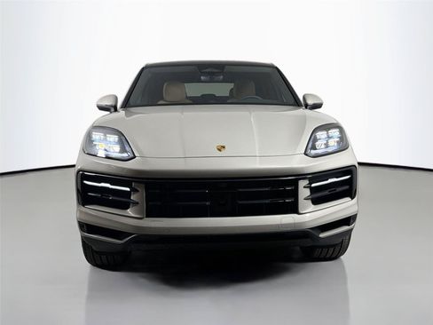 Certified 2026 Porsche Cayenne Coupe AWD/4WD image 10