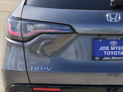 Used 2025 Honda HR-V EX-L image 10